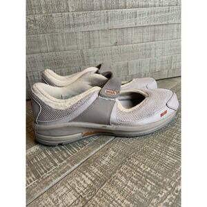Ryka Womens Mary Jane Flats Style Athletic Shoes Size 8.5 Gray Orange Colorway